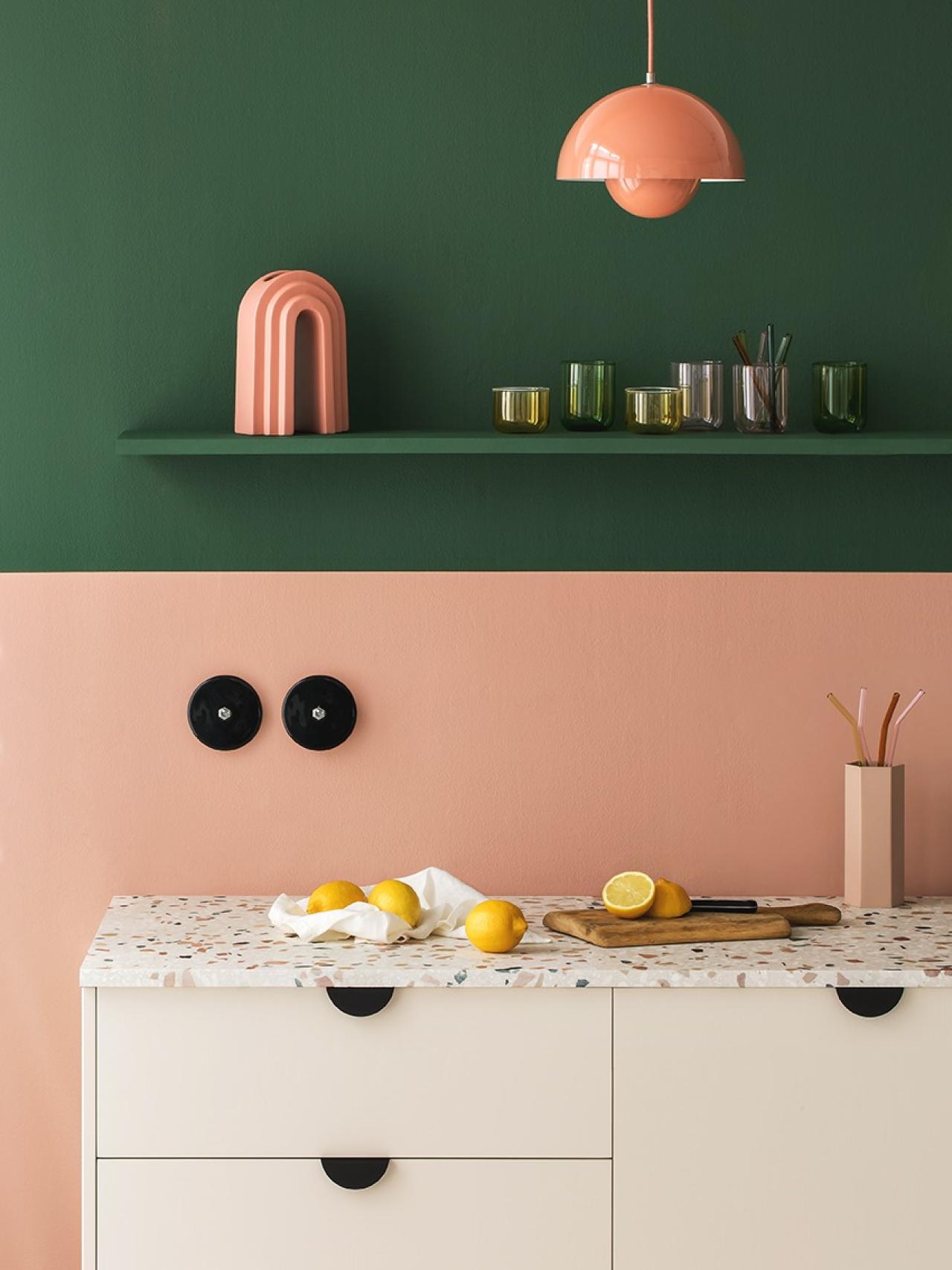 A timeless kitchen in Beige 05 - Ivoire matte lacquer | Plum